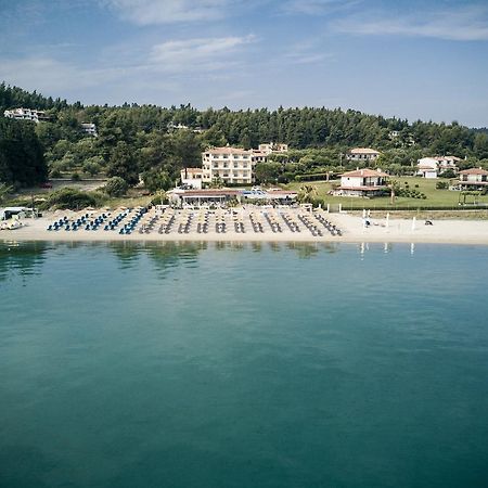 Hotel Azur Kриопиги Екстериор снимка