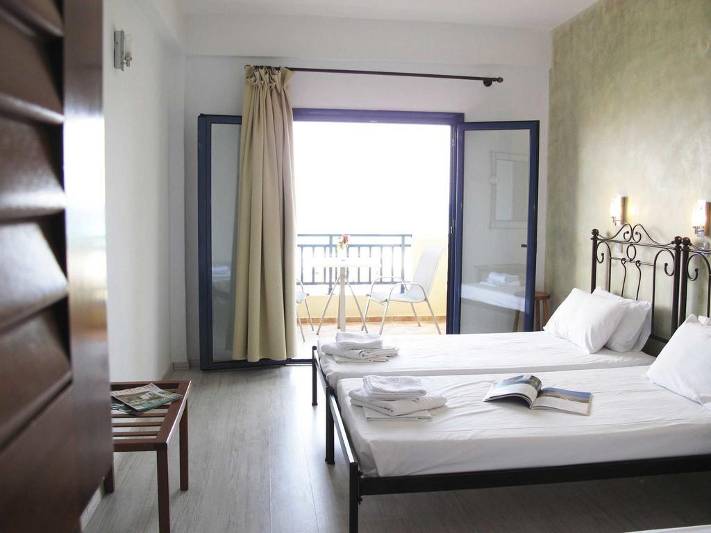 Hotel Azur Kриопиги Стая снимка