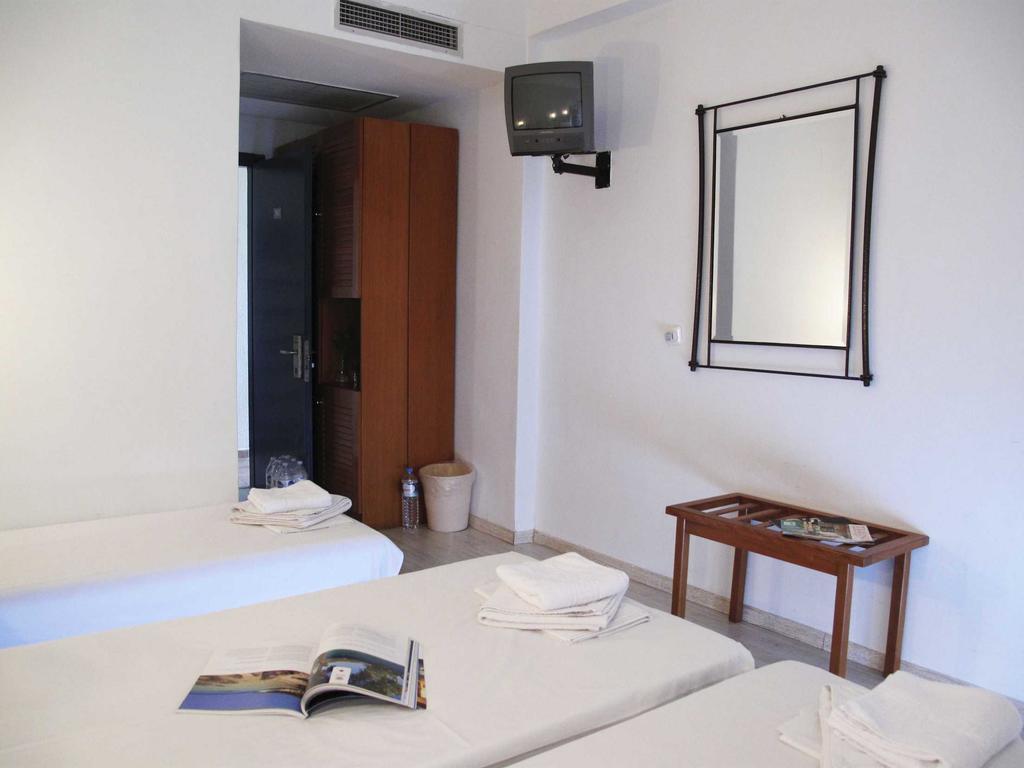Hotel Azur Kриопиги Стая снимка
