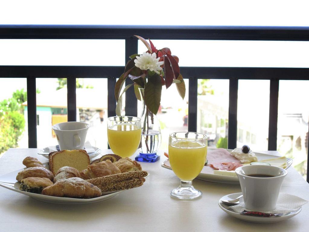 Hotel Azur Kриопиги Стая снимка