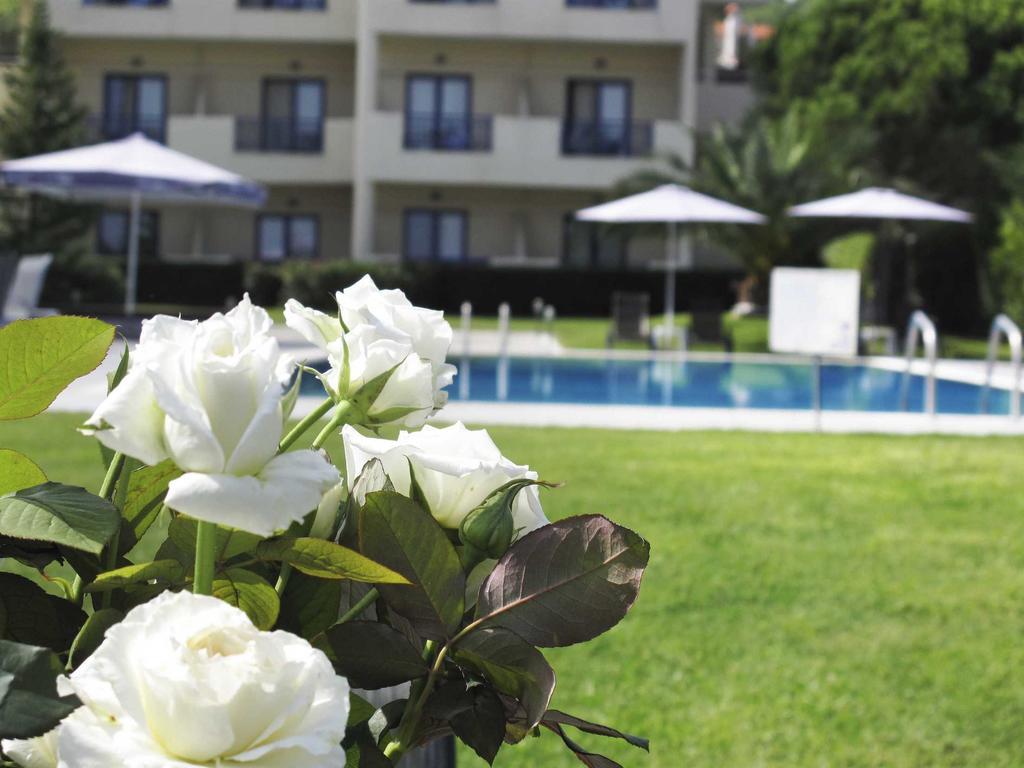 Hotel Azur Kриопиги Екстериор снимка