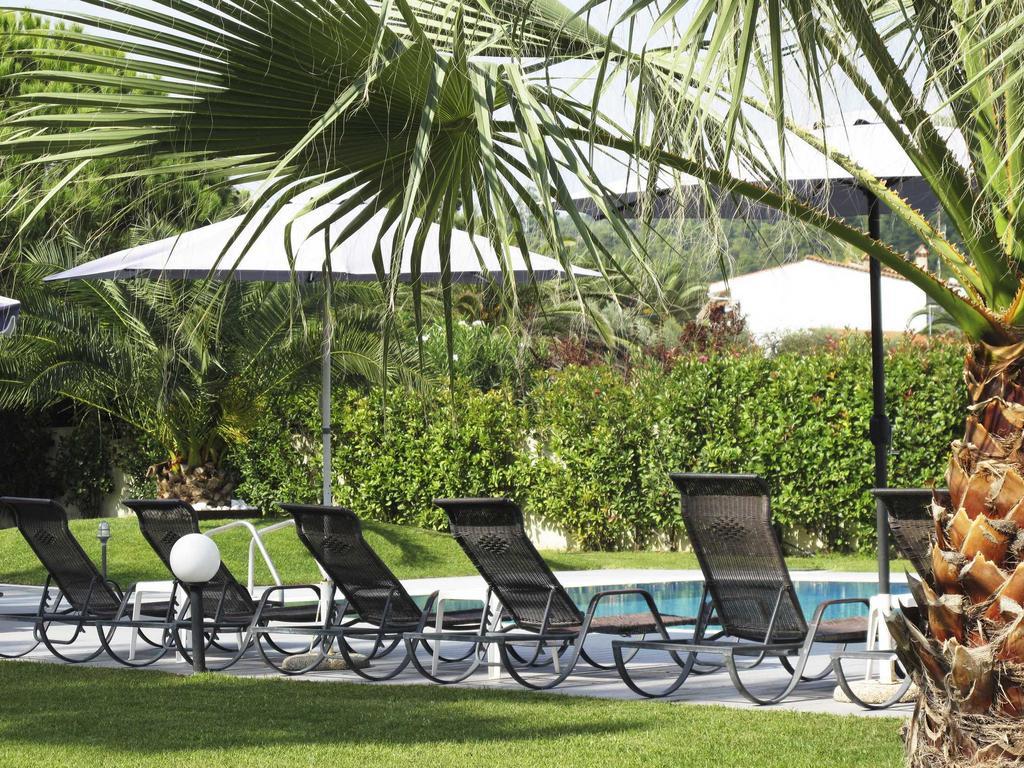 Hotel Azur Kриопиги Екстериор снимка